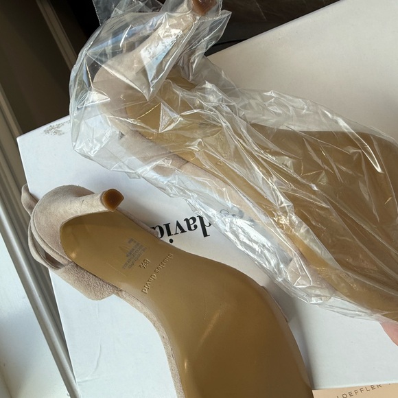 Charles David Beige Heeled Sandals - Picture 3 of 3